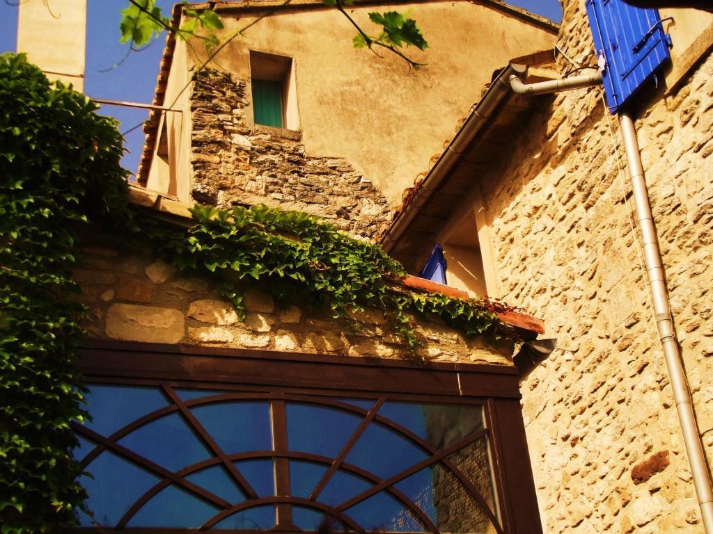 La Maison Aux Volets Bleus Bed & Breakfast Venasque Exterior photo